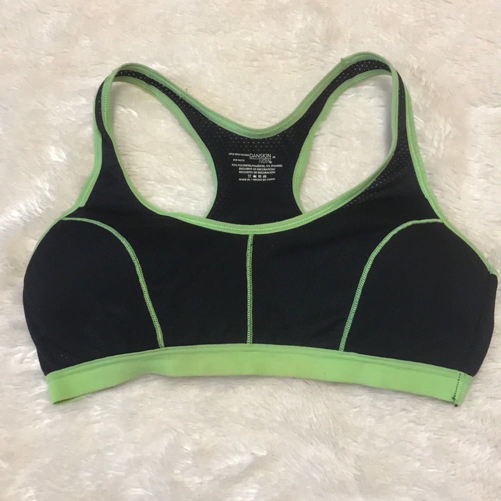 sports bra